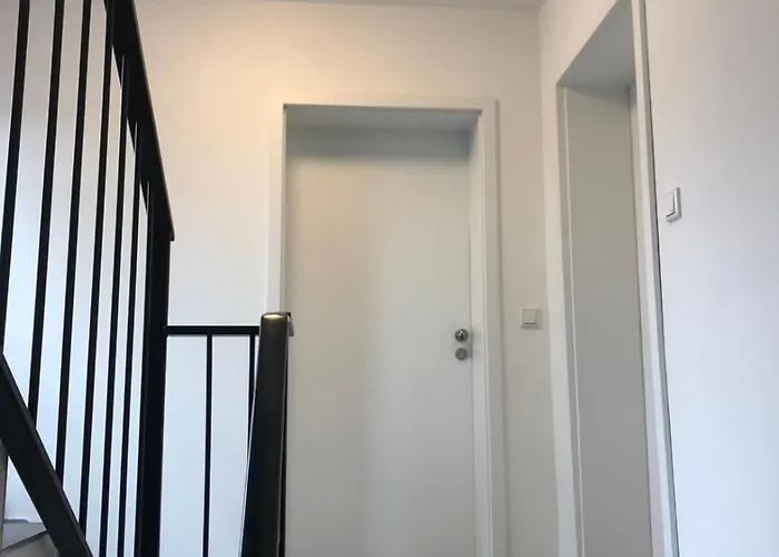 Free Parking - Cozy 2 Guest Апартаменты